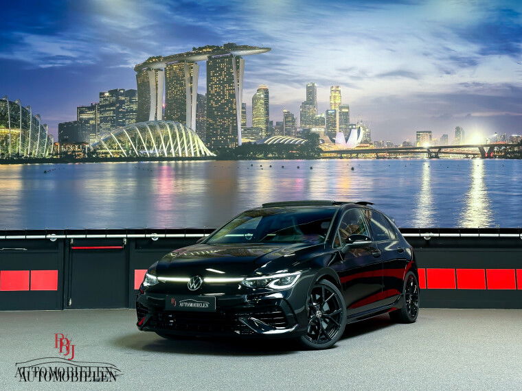 Foto van Volkswagen Golf 8 2.0 TSI R 4Motion Performance
