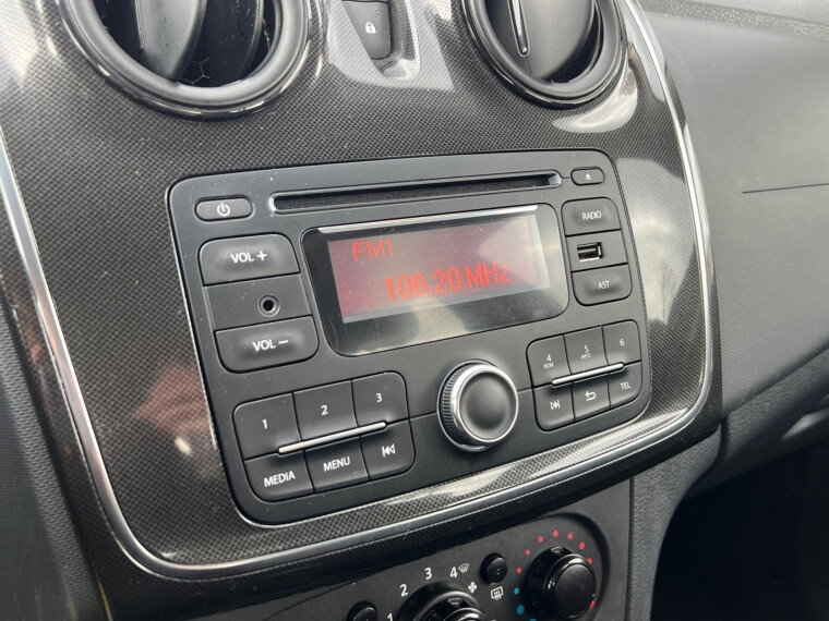 Dacia - Sandero