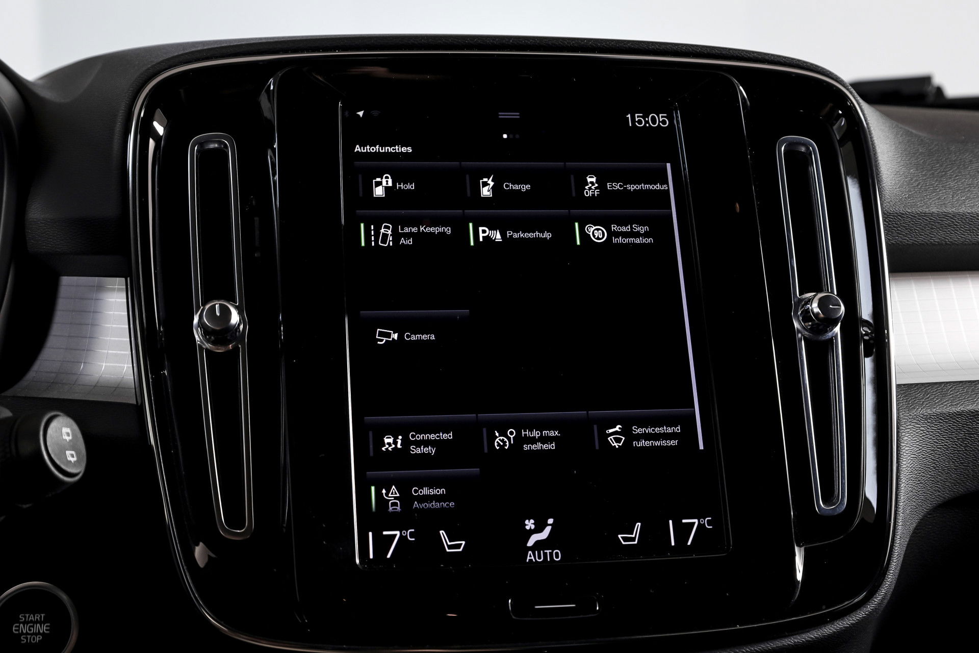 Volvo - XC40