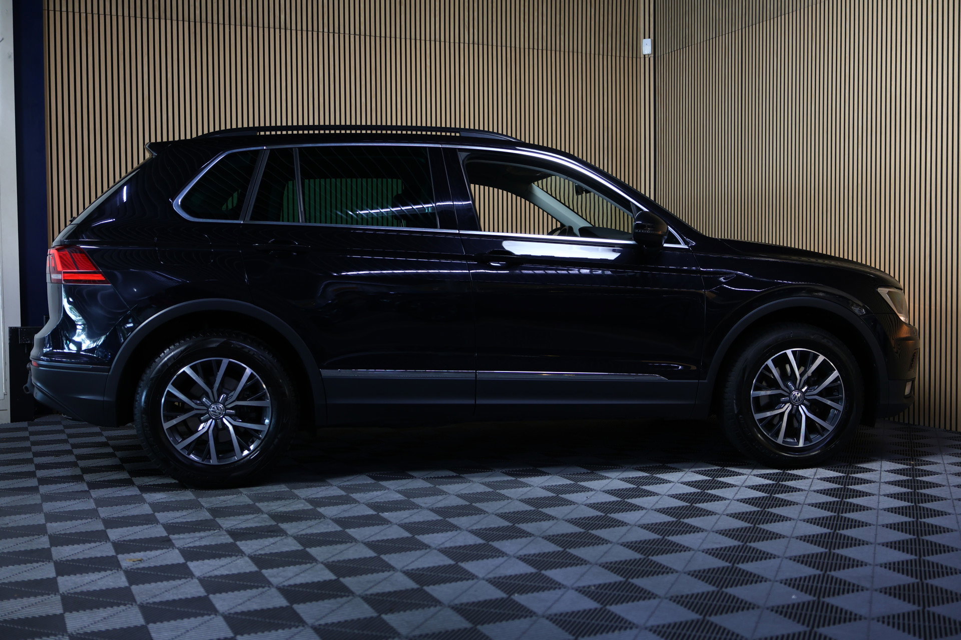 Volkswagen 1.4 TSI ACT Highline SPORTLEDER CARPLAY NAVI CLIMA PDC LANE EL.STOEL+VW MEMORY '16 - foto 6