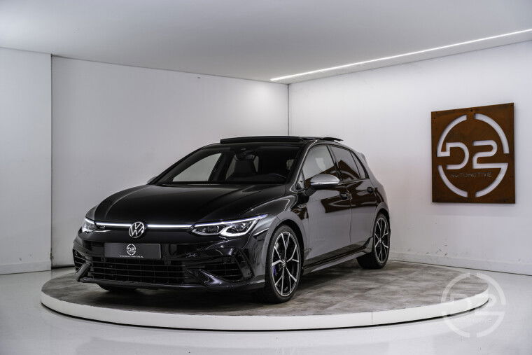 Foto van Volkswagen Golf 2.0 TSI R 4Motion Performance 320PK | Akrapovic | Leder&Memory | Harman/Kardon | VOL! 12 MND Garantie