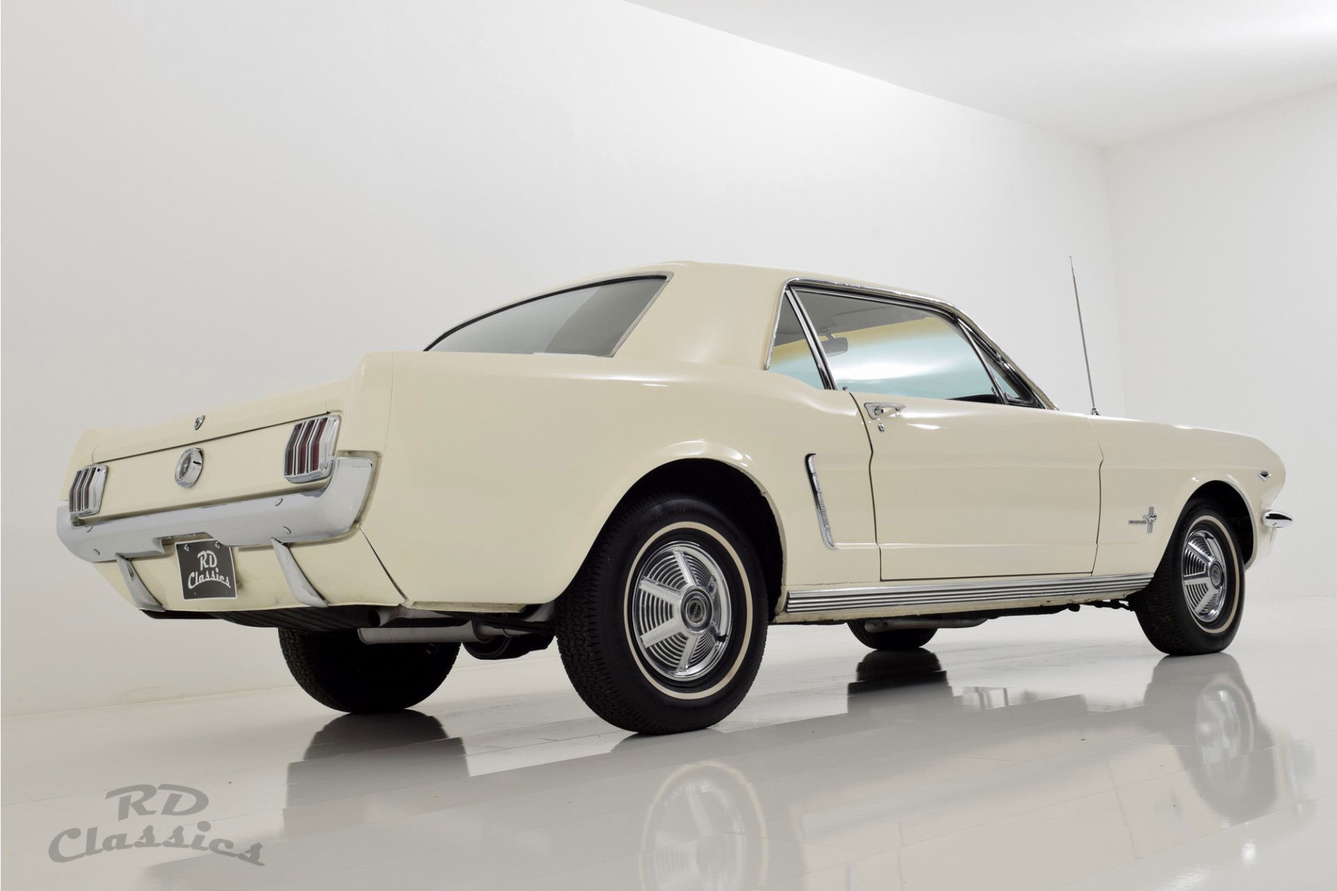 Ford Mustang RD Classics