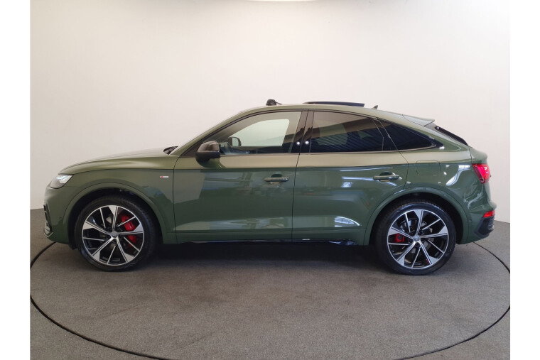 Audi Q5 Sportback 55 TFSI e 367pk S-line Competition Luchtvering, Panoramadak, Trekhaak