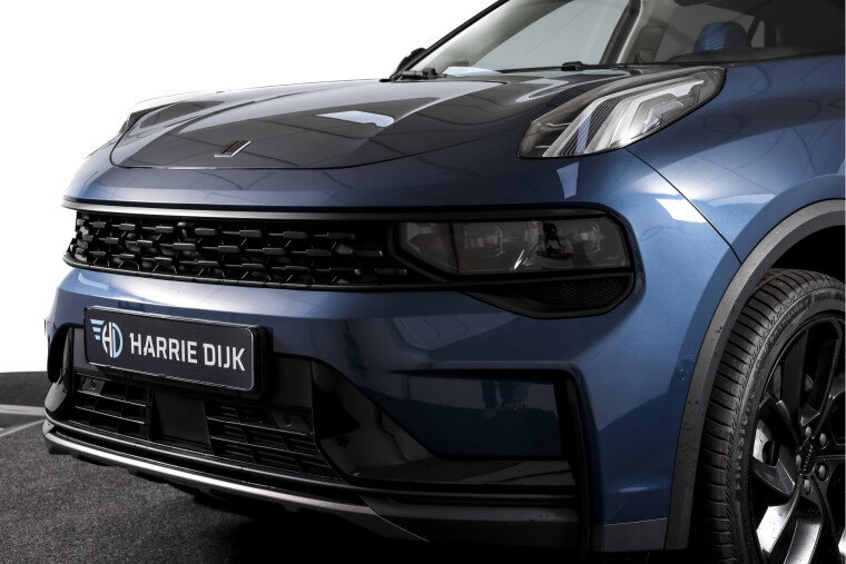 Lynk & Co - 01