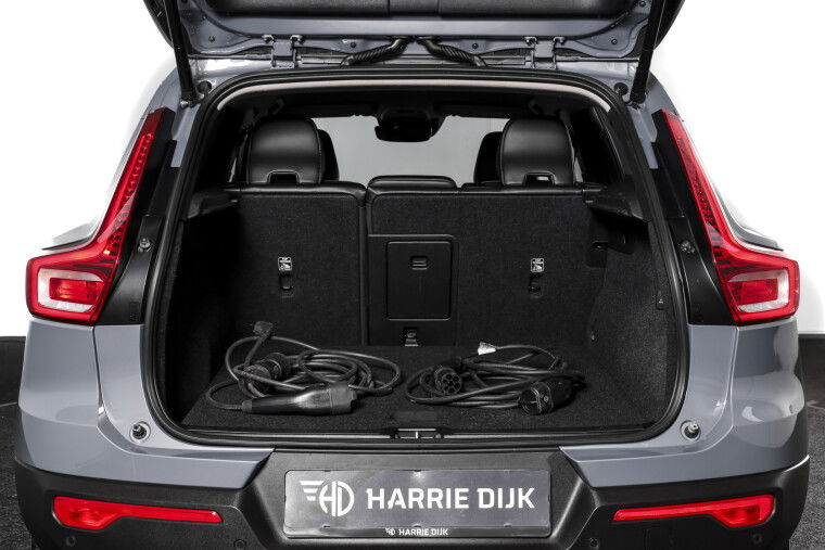 Volvo - XC40