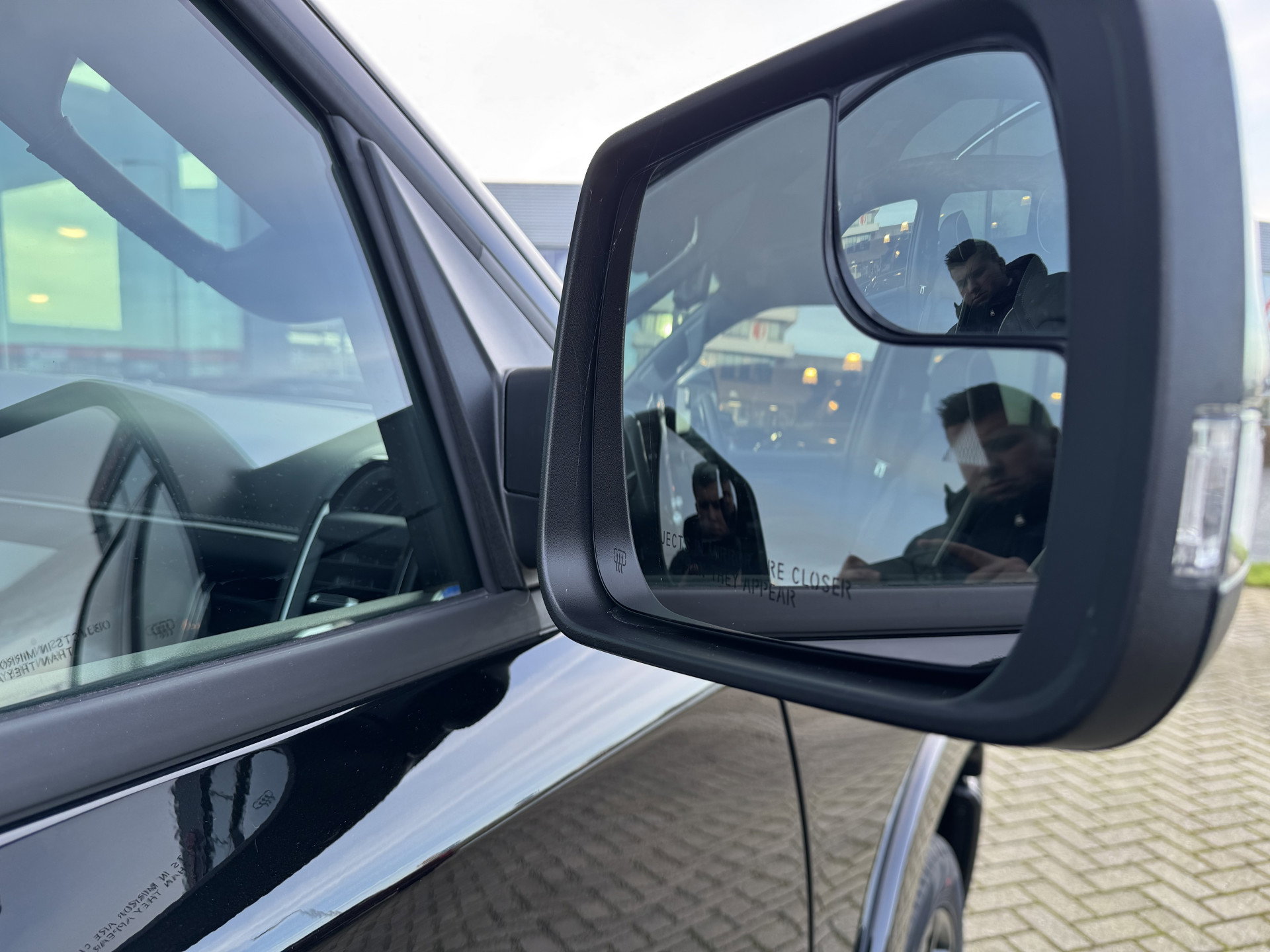 Dodge Ram 1500 Limited Night 540 PK – van Leersum & Zn. Pick ups