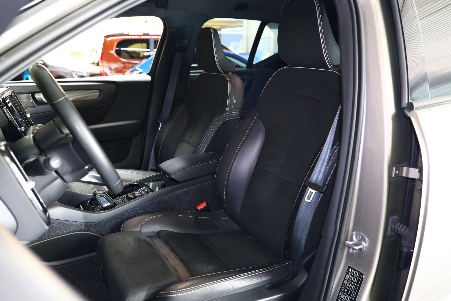 Volvo 1.5 T5 Recharge R-Design AVM H&K CARPLAY MEMORY NAVI CLIMA ACC CAMERA STOELVW '22 - foto 13