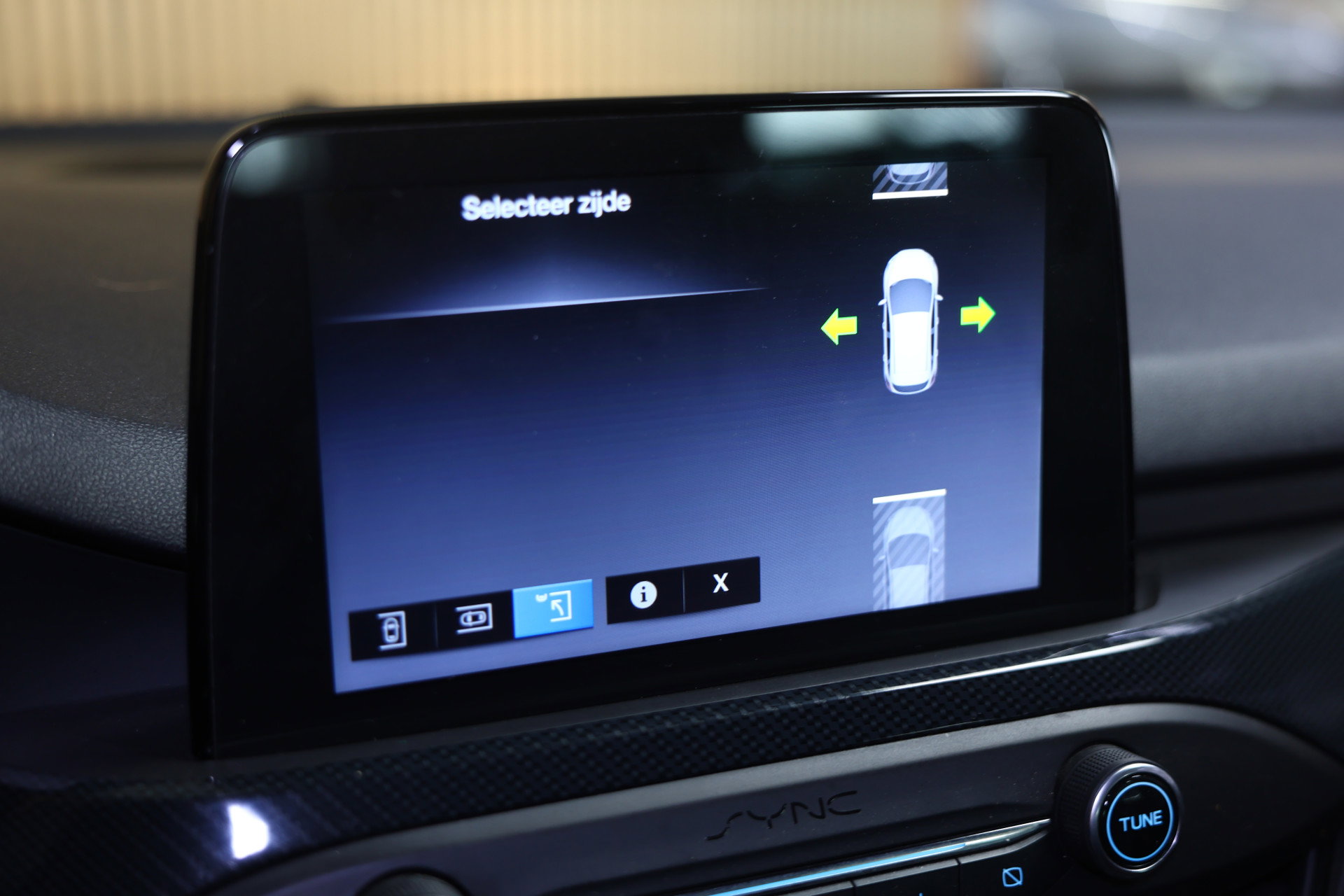 Ford Wagon 1.0 EcoBoost ST line AUTOM NAVI B&O ACC CAMERA PDC LED STOELVW '17 - foto 31