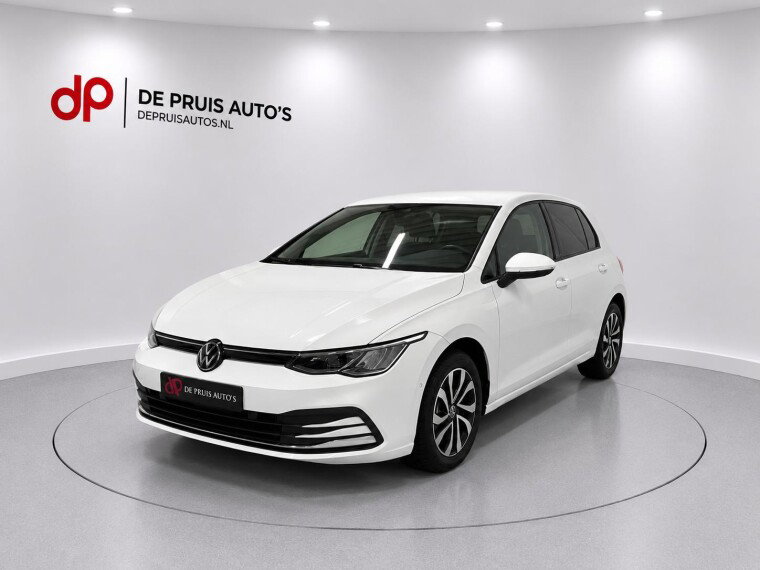 Foto van Volkswagen Golf 1.0 TSI 110PK Active