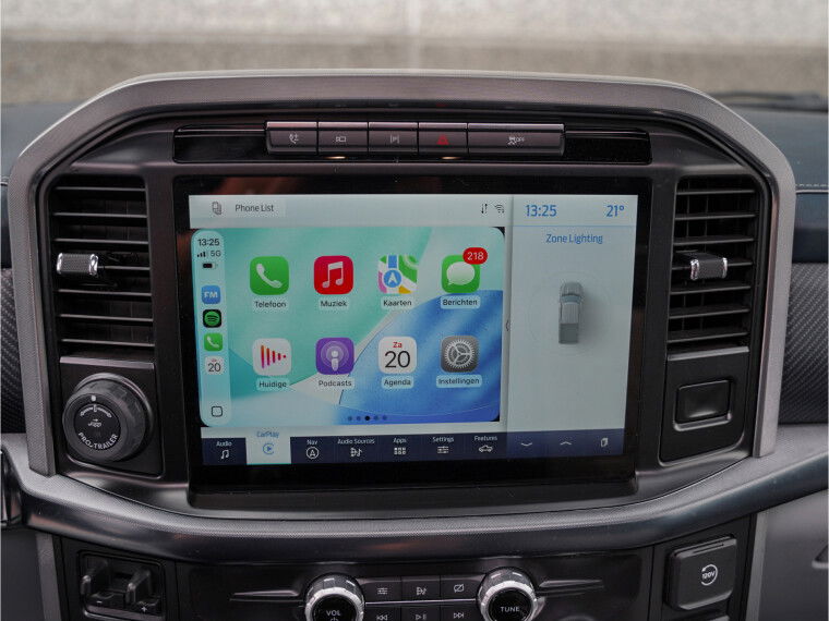 Apple carplay