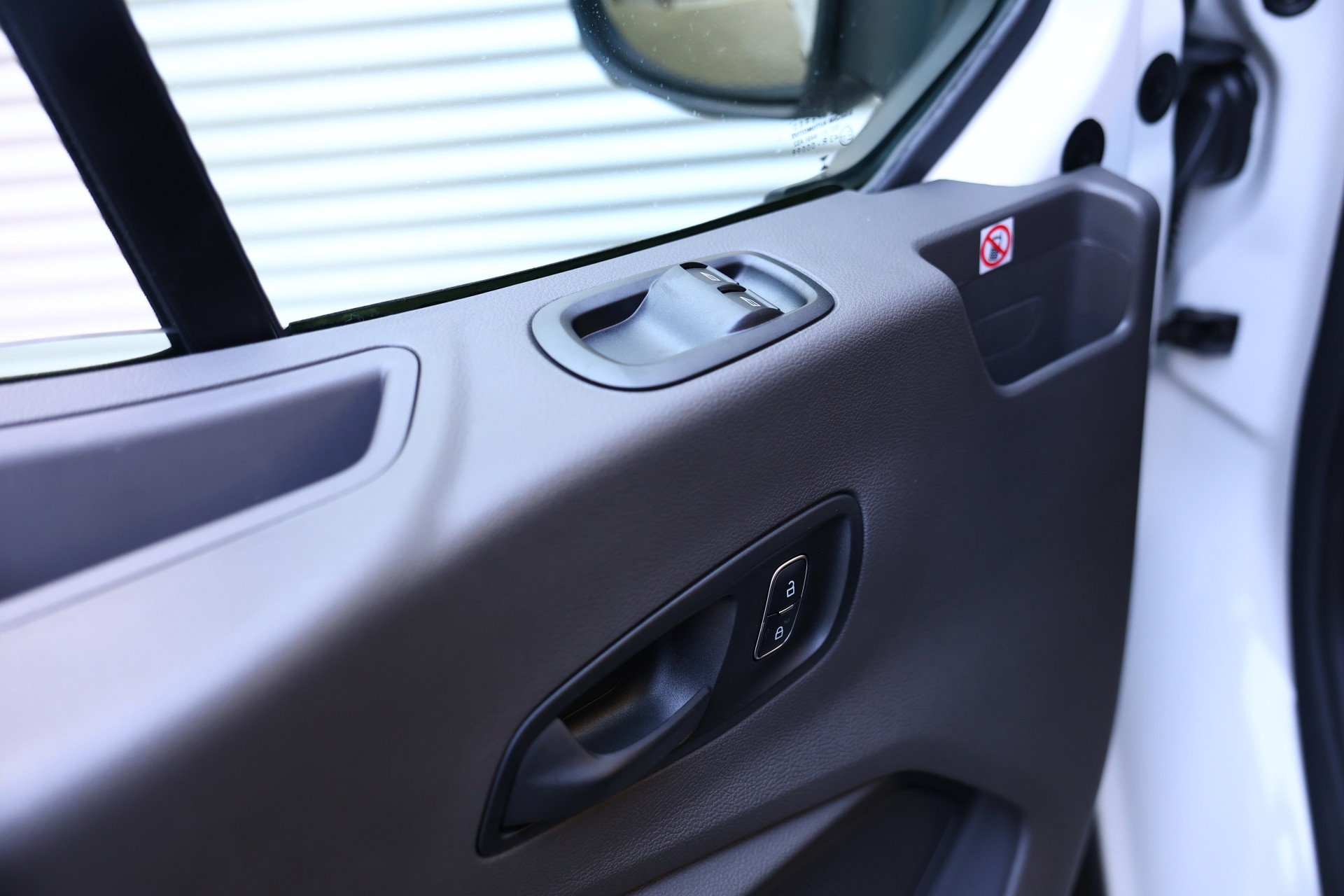 Ford 350 2.0 TDCI L2H2 Model 2025 Trend CARPLAY NAVI ACC TACHO STOELVW THAAK '24 bpm vrij - foto 17