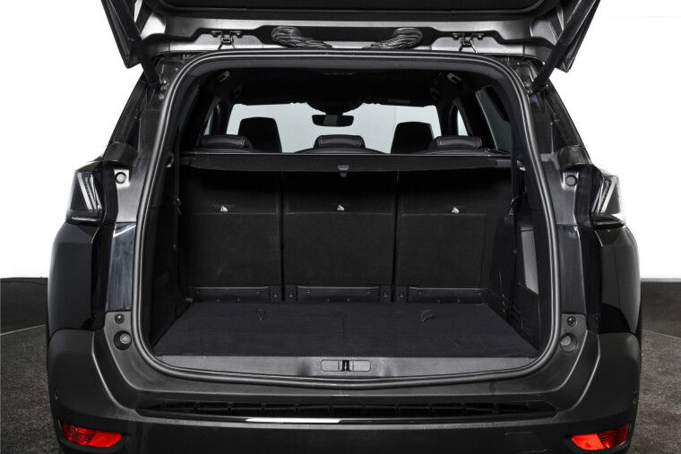 Peugeot - 5008