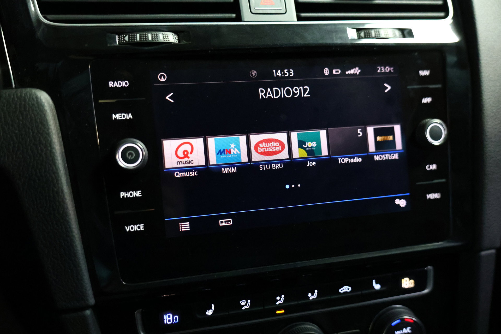 Volkswagen 1.5 TSI Highline Business R DSG NAVI DYNAUDIO ACC CLIMA STOELVW LED '17 - foto 16