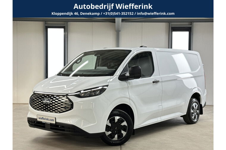 Ford E-Transit Cust. 320 L1H1 Trend 65 kWh 136pk | Stoelverwarming | Carplay | Camera | Elek. spiegels