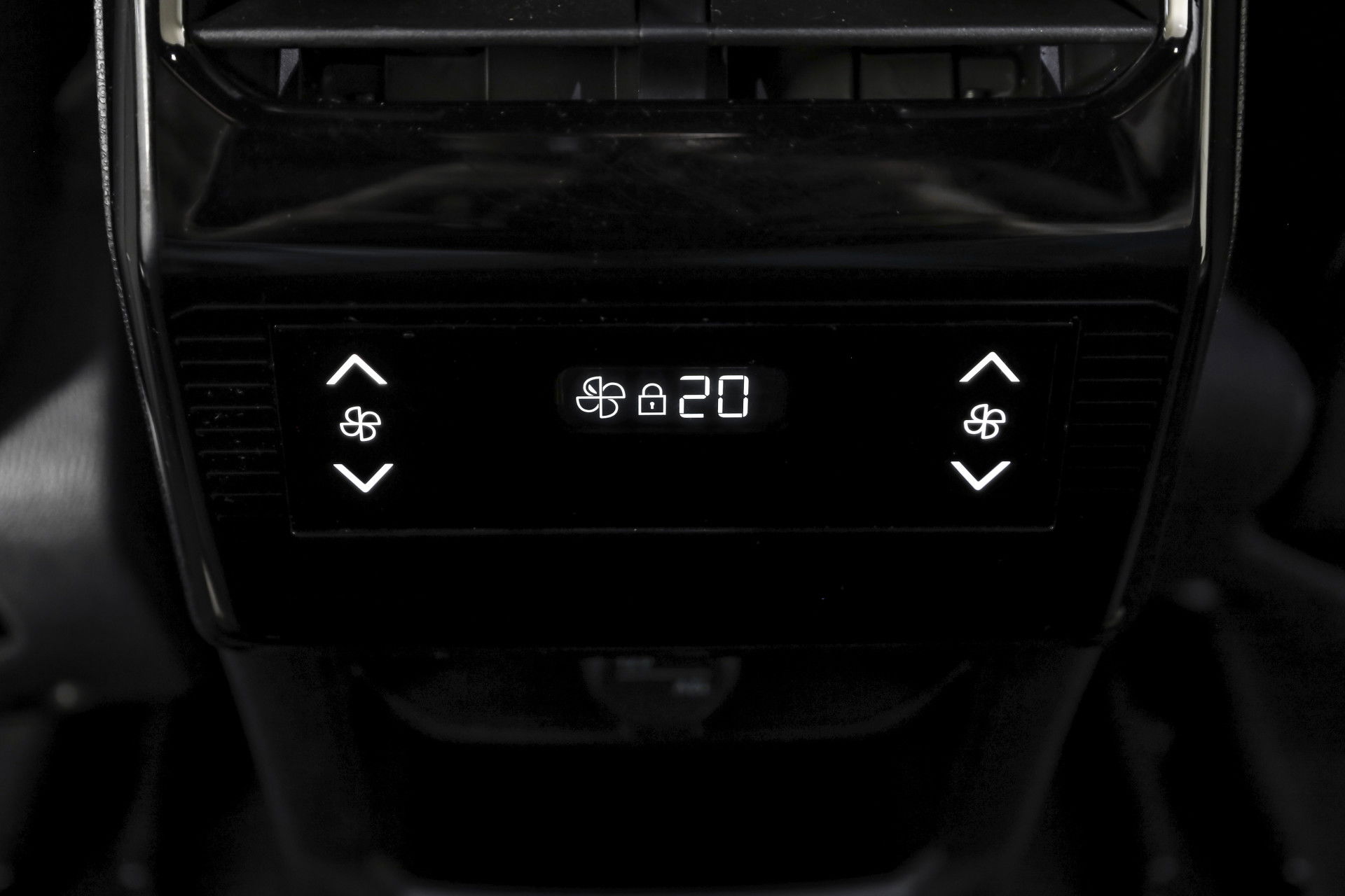 Peugeot - 5008