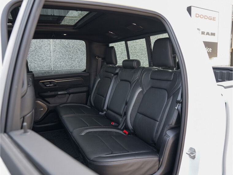 In twee delen (60/40) neerklapbare achterbank