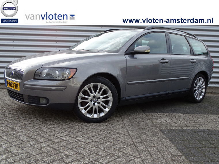 Foto van Volvo V50 2.4 Summum | YOUNGTIMER | BTW-auto | Premium Sound | Schuifdak