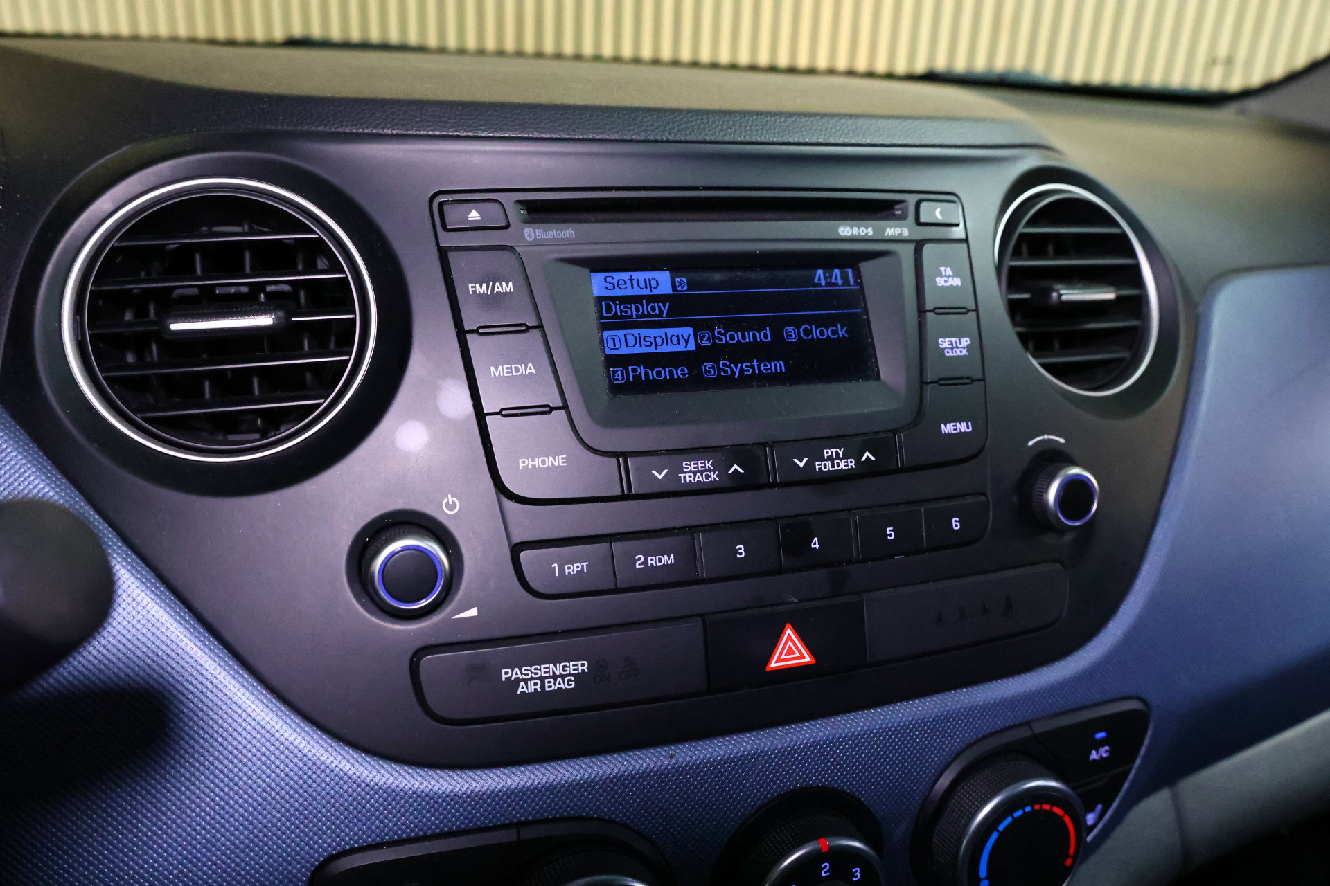 Hyundai 1.0i Comfort 5p. AUTOMAAT AIRCO BT STOELVERWARMING 2016 - foto 18