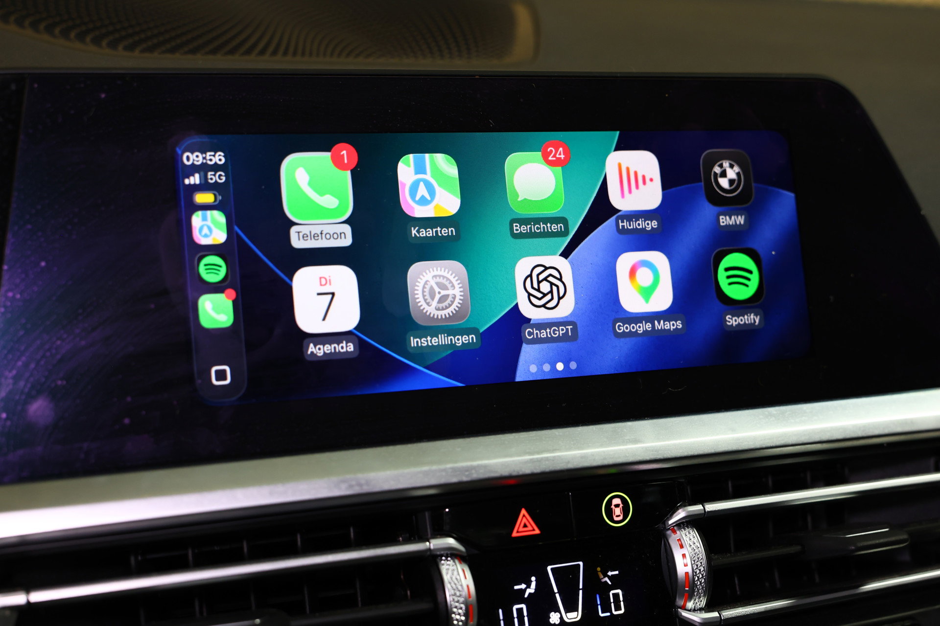 BMW 318i Business M SPORT Edition AVM SPORTLEDER NAVI CARPLAY VIRTUAL '21 - foto 19