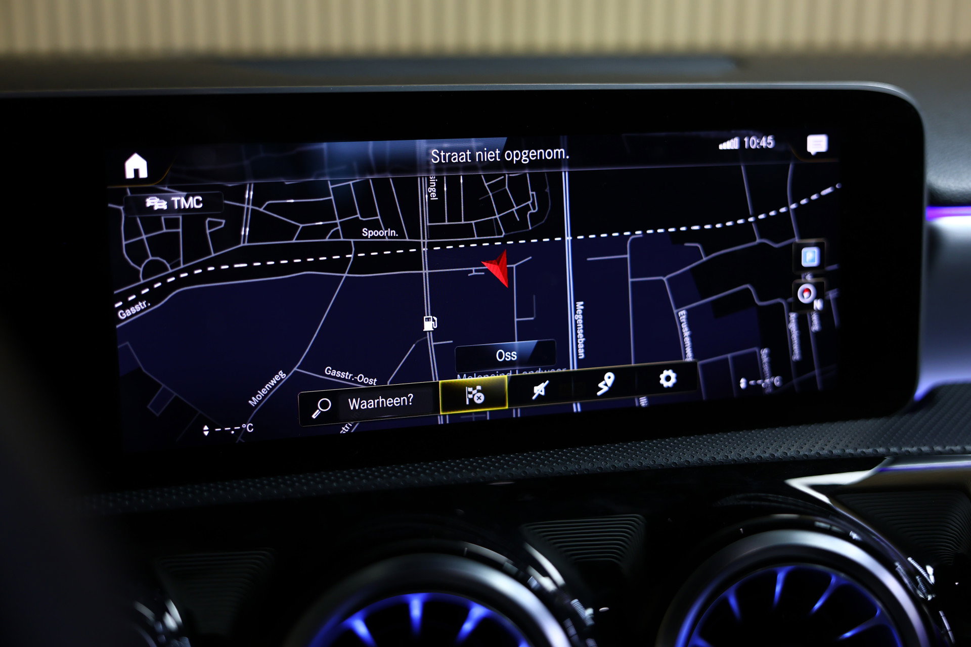 Mercedes-Benz AMG 35 4MATIC PANO NAVI CAMERA VIRTUAL CRUISE CLIMA SFEER STOELVW BT '19 - foto 30