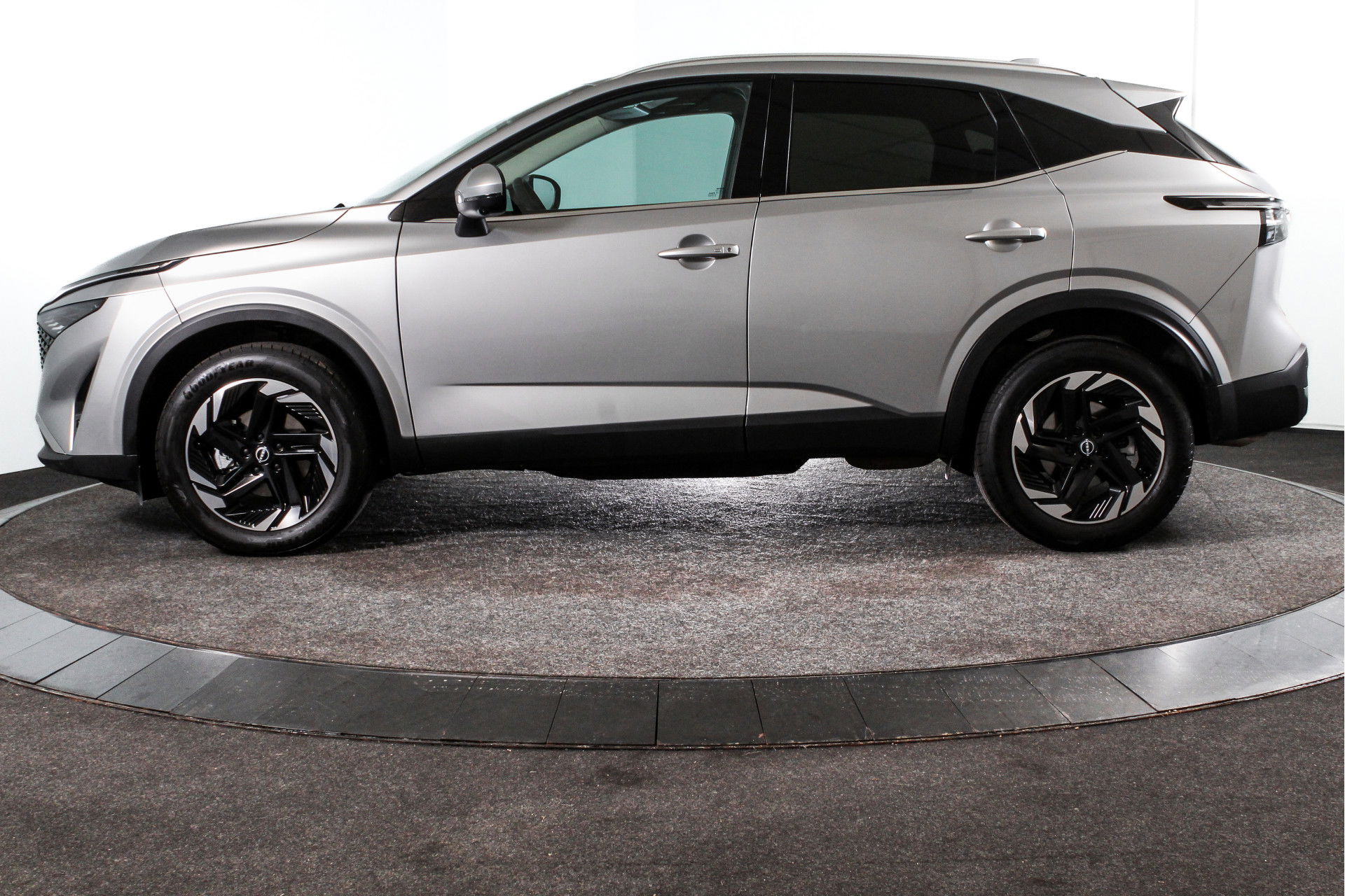 Nissan - QASHQAI