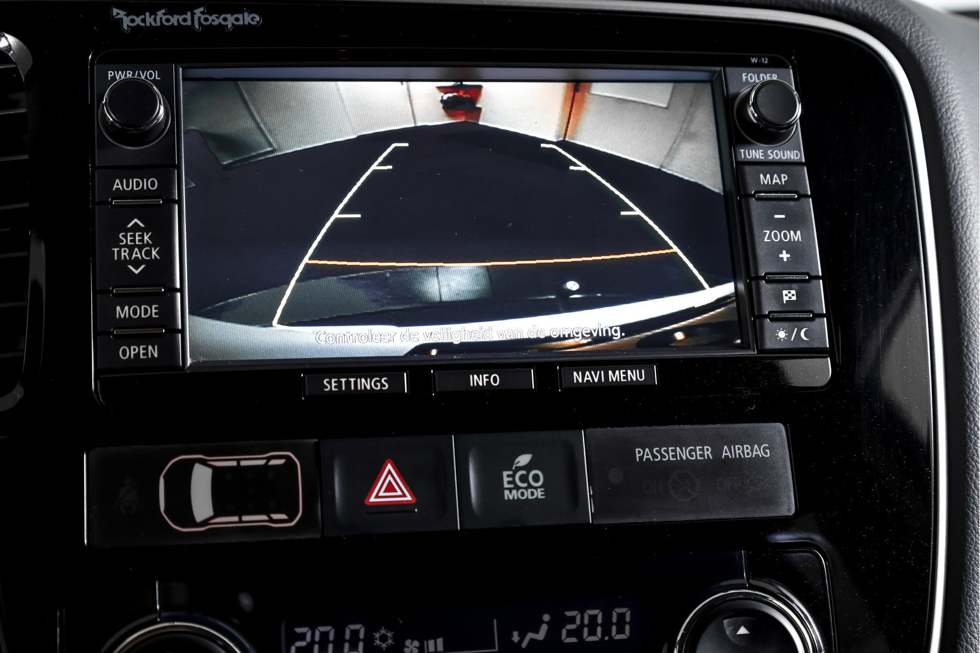 Mitsubishi - Outlander