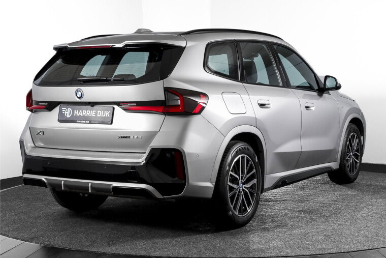 BMW - X1