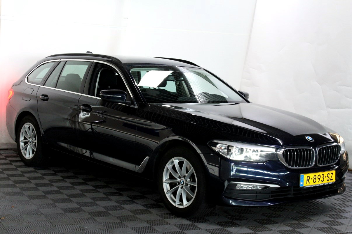 BMW Touring 520i Executive NAVI AVM LED STOELVW CAMERA LED '18 - foto 7