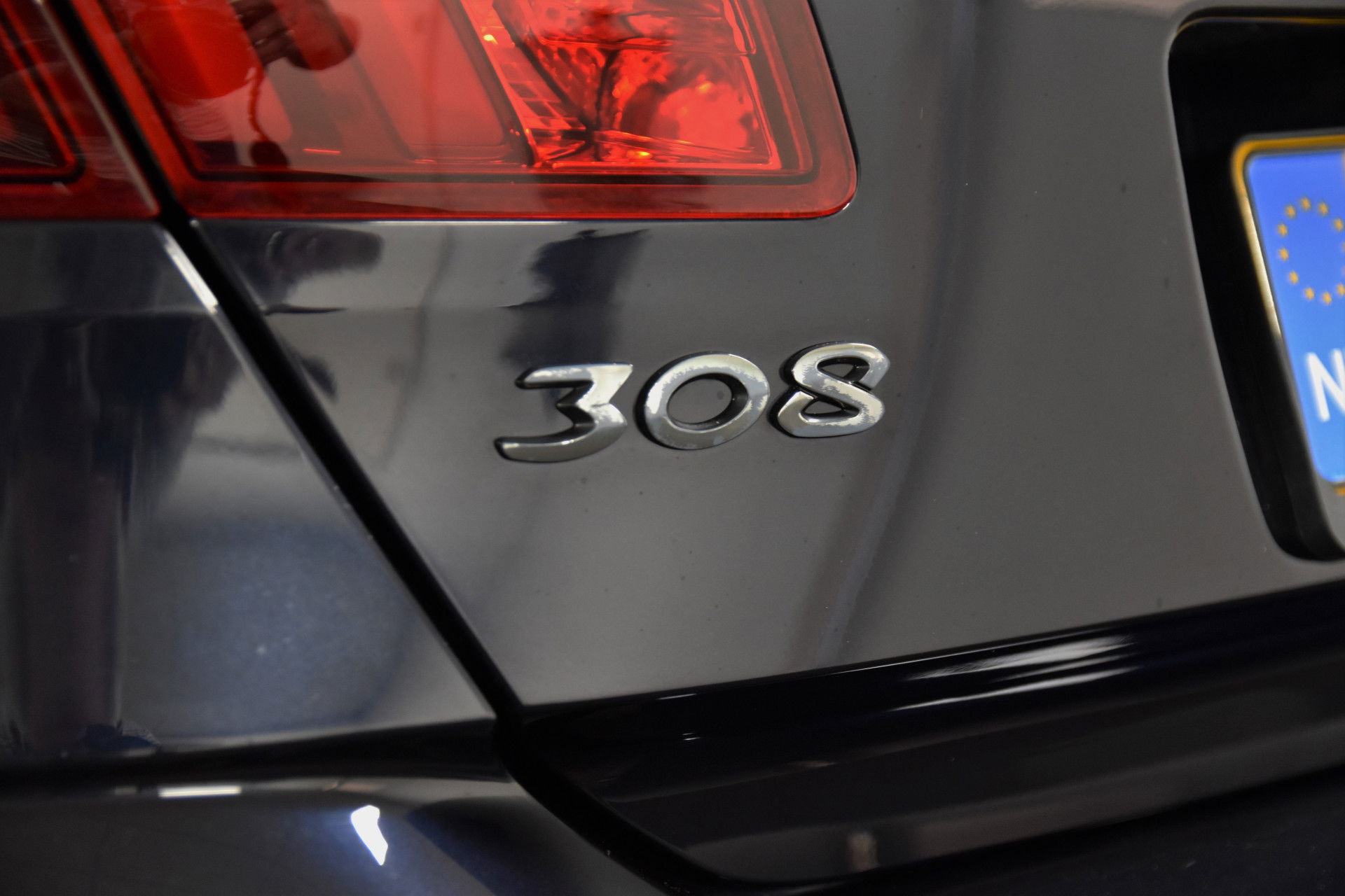 Peugeot - 308