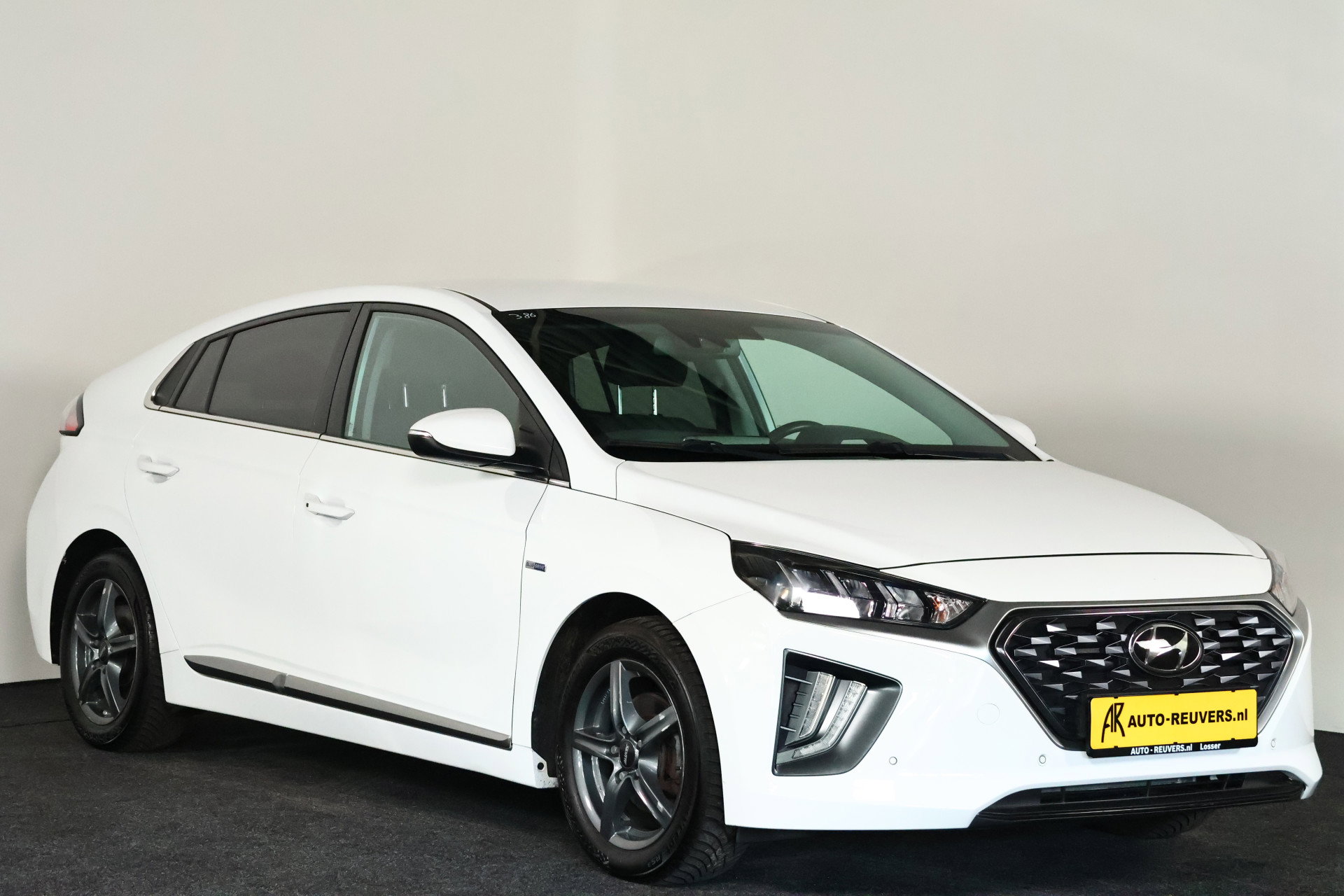 Hyundai Ioniq