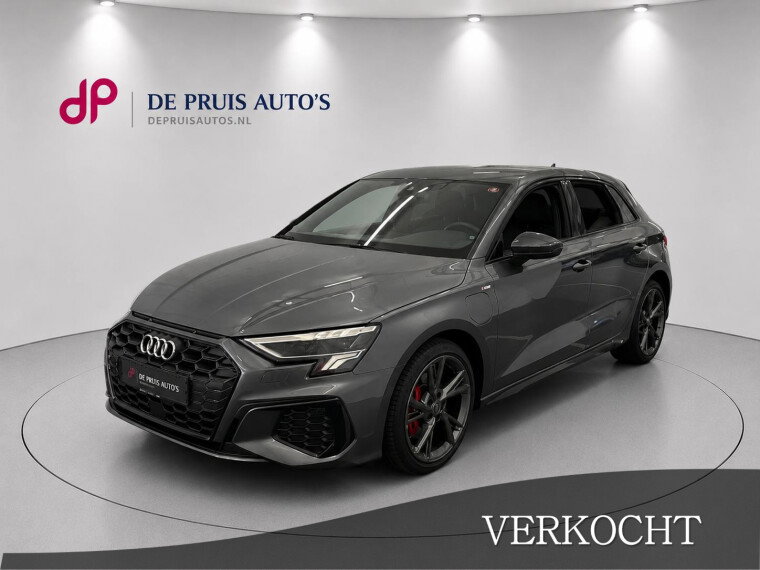 Foto van Audi A3 Sportback 45 TFSI e S edition Competition S Line