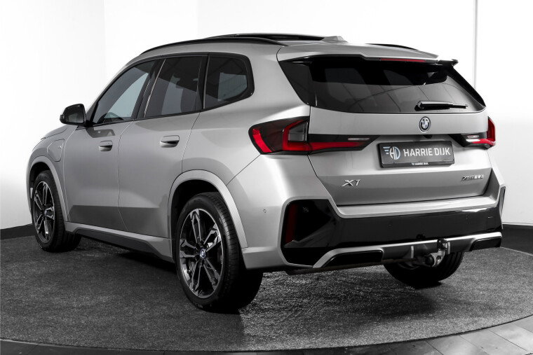 BMW - X1