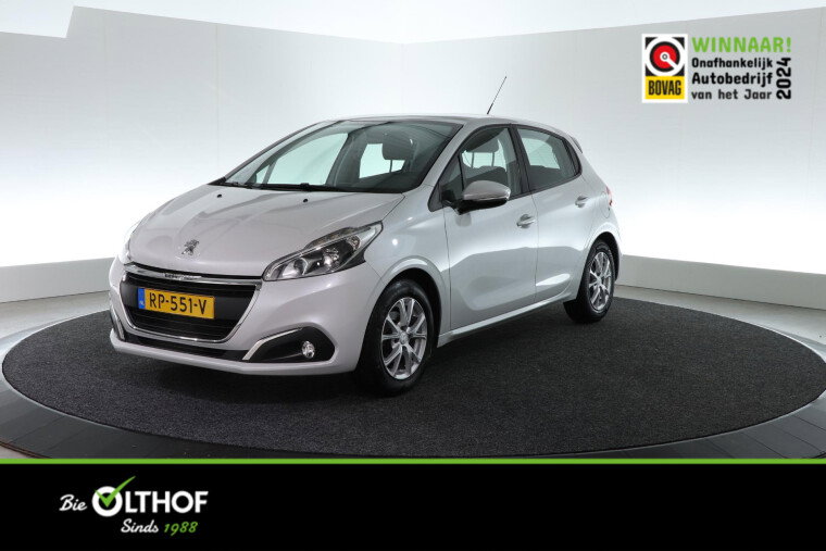 Foto van Peugeot 208 1.2 PureTech Blue Lion