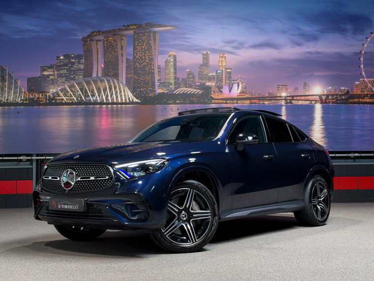 Foto van Mercedes-Benz GLC Coupé 300e 4MATIC AMG