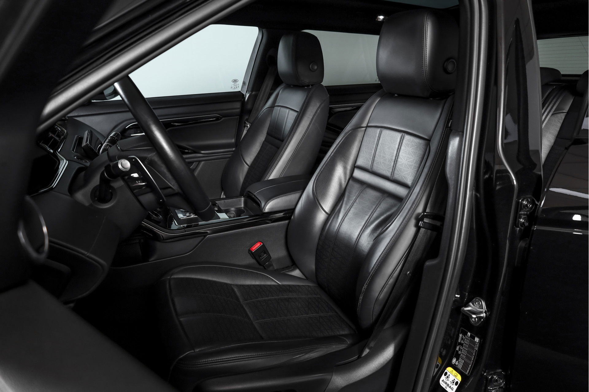 Land Rover - Range Rover Evoque