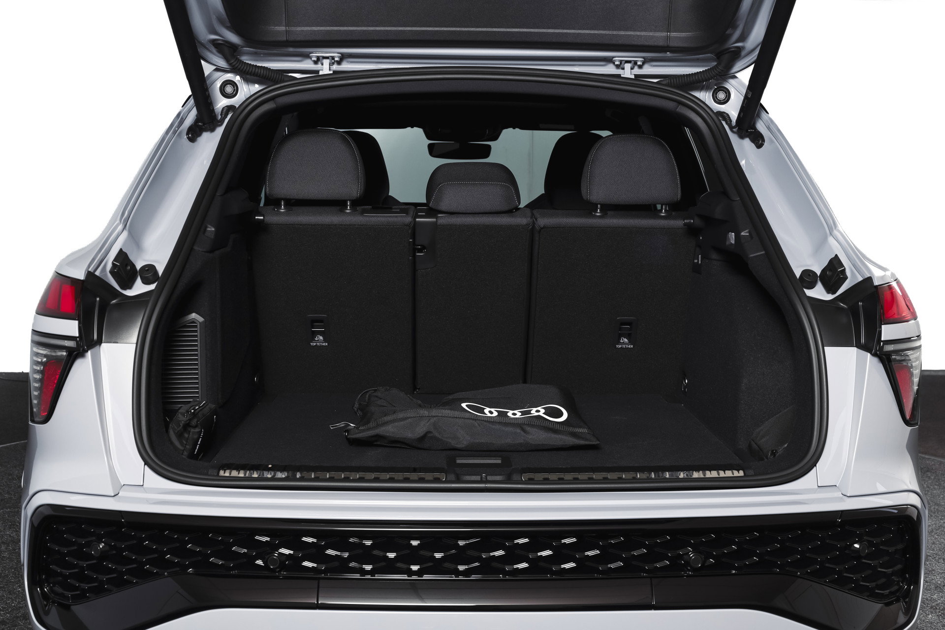 Audi - Q3