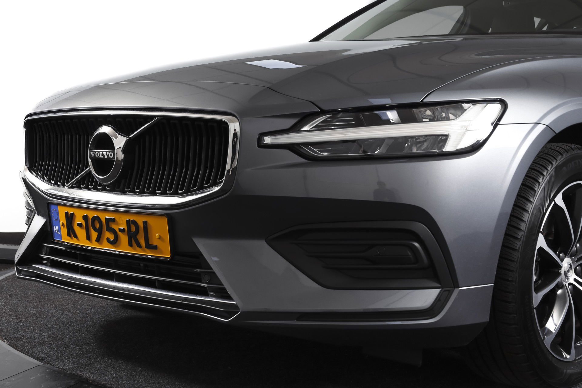 Volvo - V60