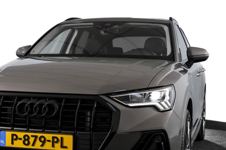 Audi - Q3