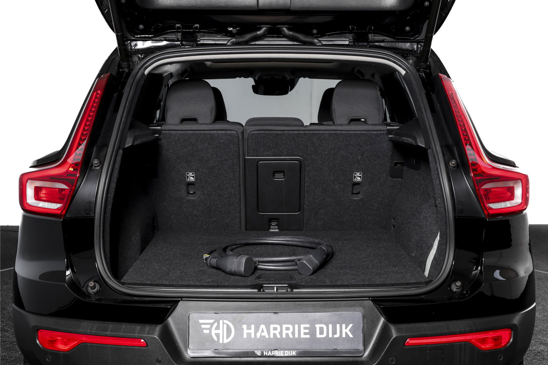 Volvo - XC40