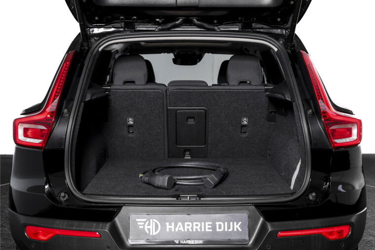 Volvo - XC40