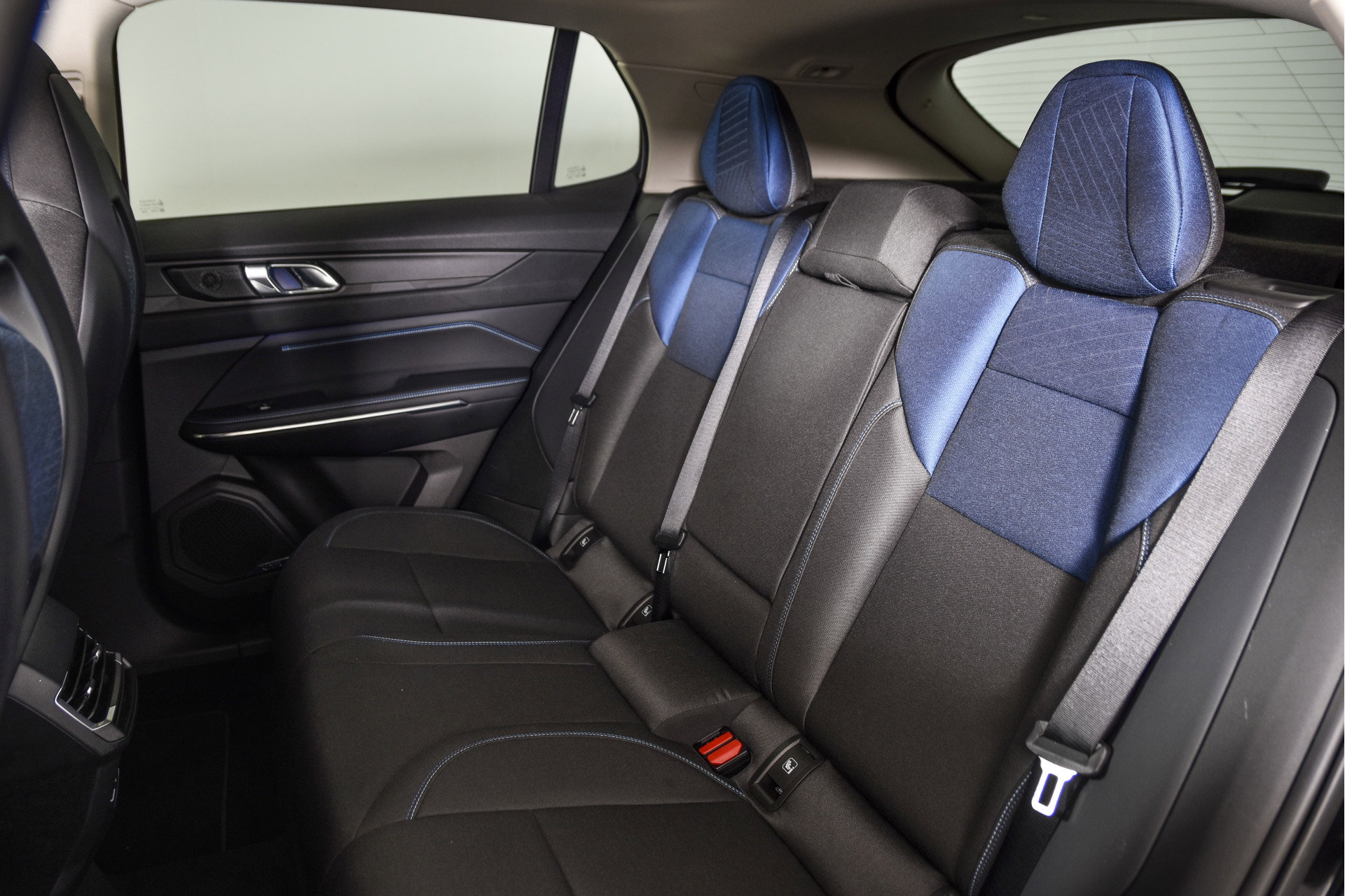 Lynk & Co - 01