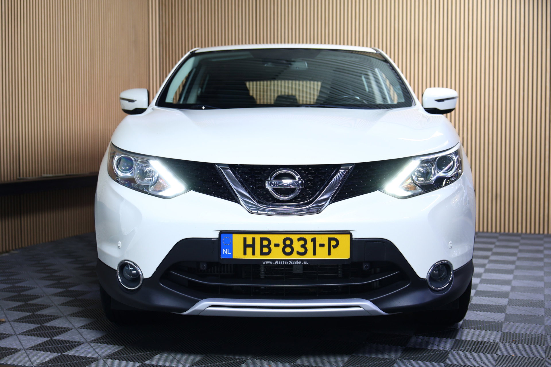 Nissan 1.2 Connect Edition AUTOM NAVI CRUISE CLIMA CAMERA PDC STOELVW '15 - foto 8