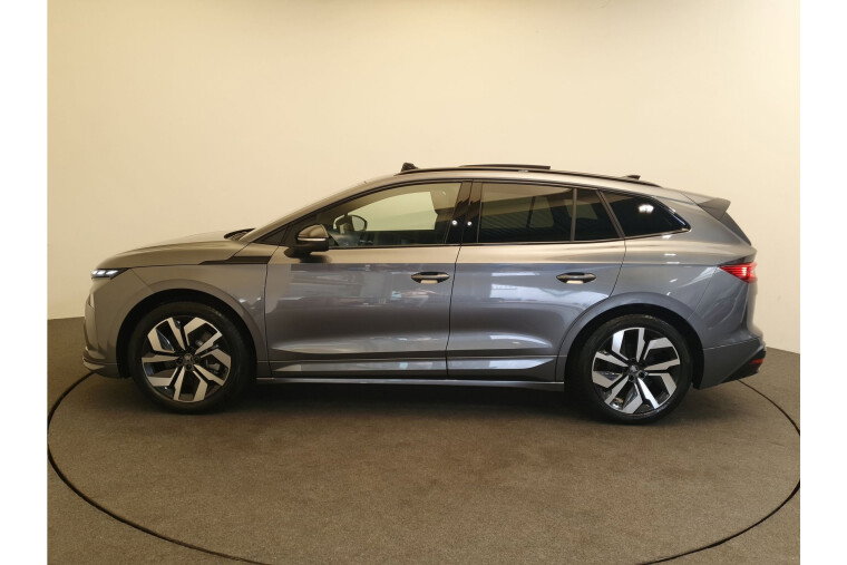 Škoda Enyaq 85 Sportline 82 kWh 286pk 2.000kg trekgewicht, Panoramadak, Wegklapbare trekhaak