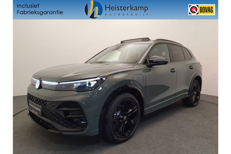 Volkswagen Tiguan 1.5 eHybrid 272pk DSG/AUT R-Line Wegklapbare trekhaak, Panoramadak, Harman/Kardon, Leder