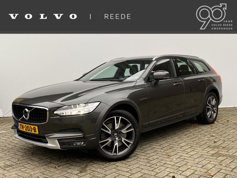 Foto van Volvo V90 Cross Country T5 AWD Momentum