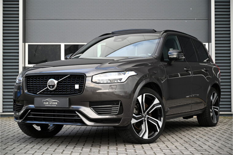 Foto van Volvo XC90 2.0 T8 Recharge AWD ***VERKOCHT*** PANO / BOWERS & WILKINS / LUCHTVERING / LEDER / MEMORY / HUD / TREKHAAK / 22"