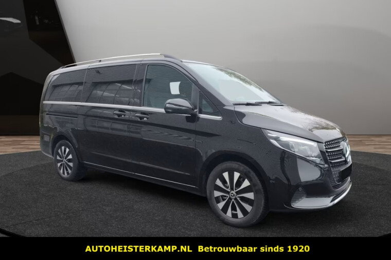 Mercedes-Benz V-Klasse 300d L2 Avantgarde 7 personen Distronic EL. Schuifdeuren Burmester 360 Camera Trekhaak