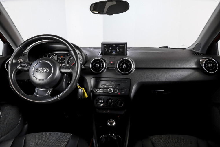 Audi - A1