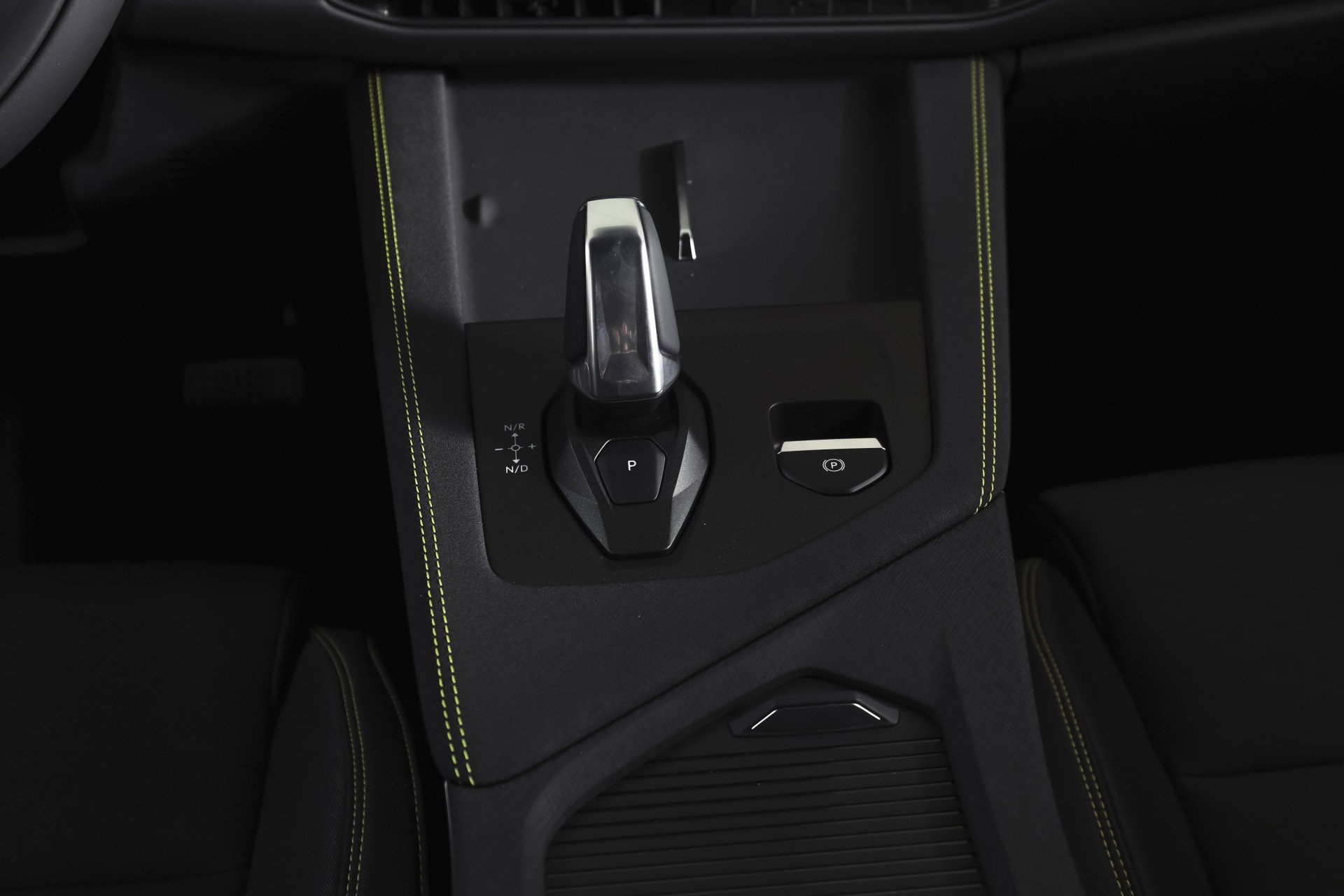 Lynk & Co - 01