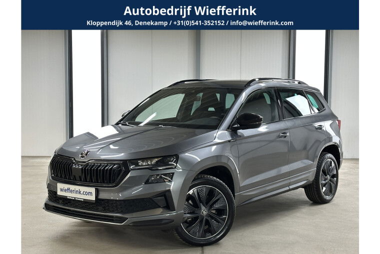 Škoda Karoq 1.5 TSI 150pk ACT Sportline DSG | Elek. Trekhaak | Navigatiepakket | ACC | Ambient Lighting